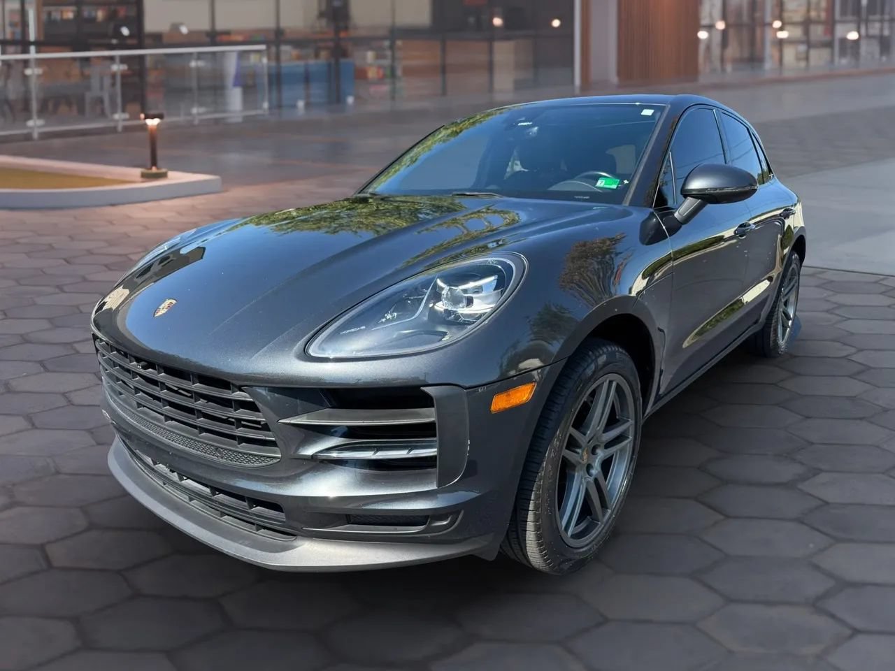 Used 2019 Porsche Macan S AWD/4WD image 1