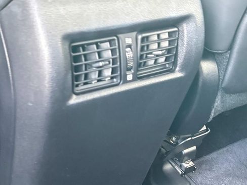 Used 2014 Lexus GX 460 image 9