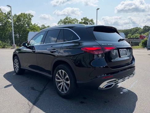 Used 2026 Mercedes-Benz GLC 300 4MATIC image 5