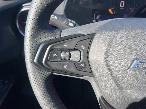 Used 2025 Chevrolet Trax RS w/ Driver Confidence Package image 18