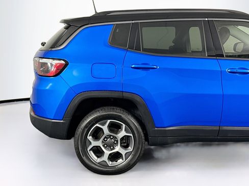 Used 2022 Jeep Compass Trailhawk w/ Trailhawk Convenience Group AWD/4WD image 47