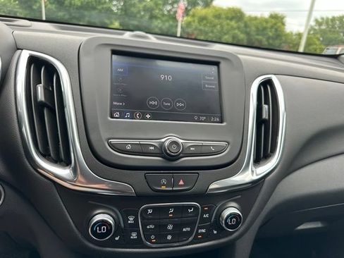 Used 2024 Chevrolet Equinox LT w/ LPO, Floor Liner Package AWD/4WD image 16