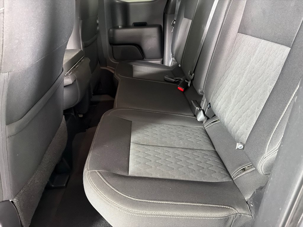 Used 2017 Nissan Titan SV AWD/4WD image 14