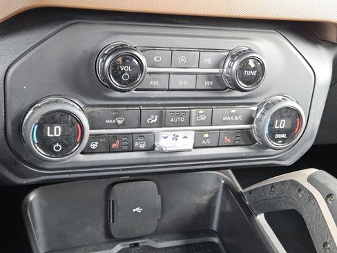 Certified 2024 Ford Bronco Outer Banks image 22