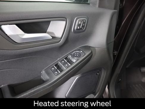 Used 2023 Ford Escape Active w/ Tech Pack #2 AWD/4WD image 35