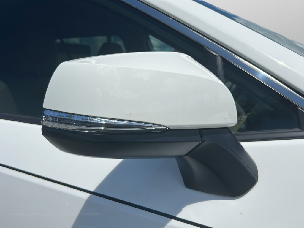 Used 2022 Toyota RAV4 XLE w/ Convenience Package FWD image 28