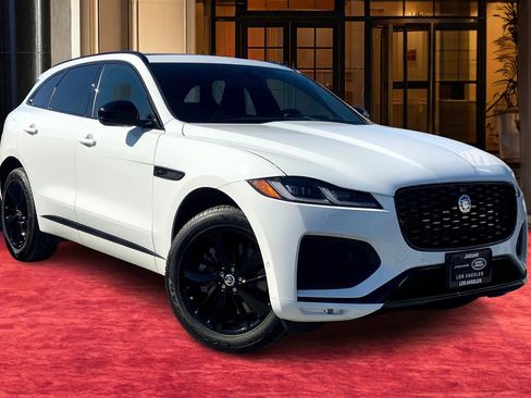 New 2026 Jaguar F-PACE R-Dynamic S image 13