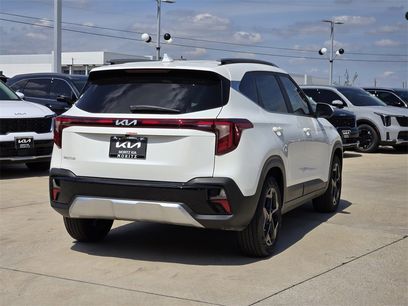 New 2026 Kia Seltos EX w/ EX Sunroof Package