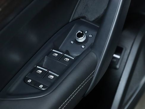 Used 2024 Audi Q5 2.0T Premium Plus image 25