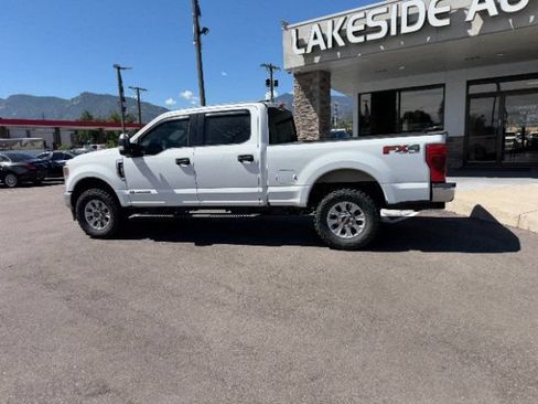 Used 2021 Ford F250 XLT w/ FX4 Off-Road Package AWD/4WD image 9
