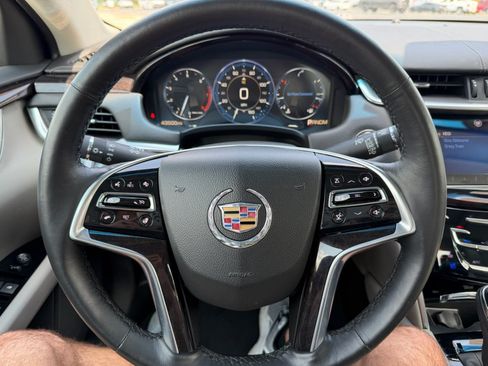 Used 2014 Cadillac XTS Premium FWD image 18