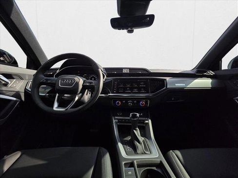 New 2025 Audi Q3 2.0T Premium w/ Convenience Package image 19