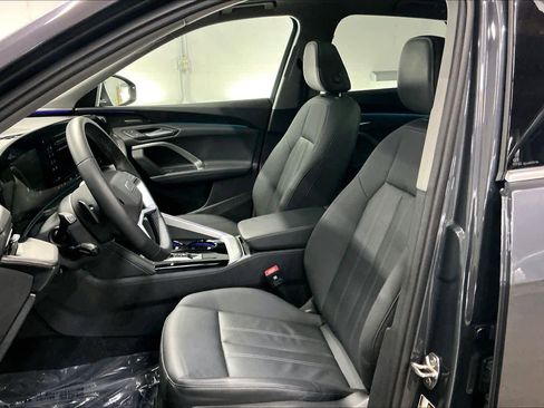 Used 2025 Audi Q5 Premium Plus w/ Premium Plus image 28