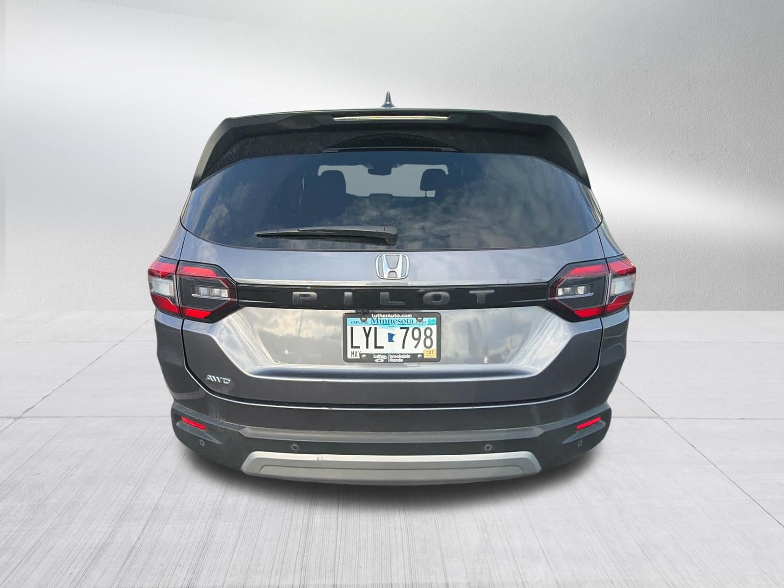 Used 2025 Honda Pilot EX-L image 7