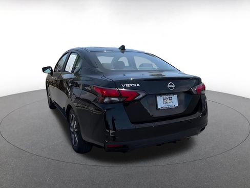 Used 2025 Nissan Versa SV FWD image 11