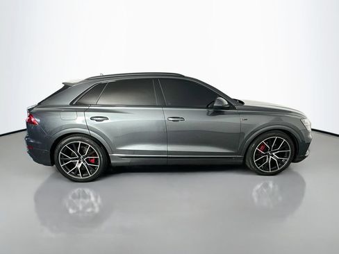 Used 2019 Audi Q8 Prestige w/ Adaptive Chassis Package AWD/4WD image 8