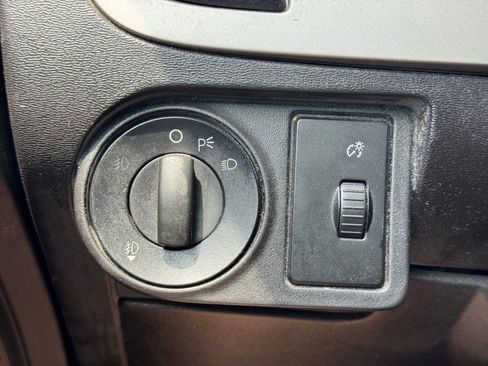 Used 2011 Ford Focus SES w/ 401A Rapid Spec Order Code image 17