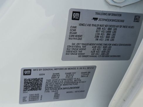 Used 2024 GMC Sierra 1500 Elevation w/ LPO, Elevation Black Package image 34