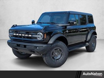 New 2025 Ford Bronco Outer Banks w/ Sasquatch Package