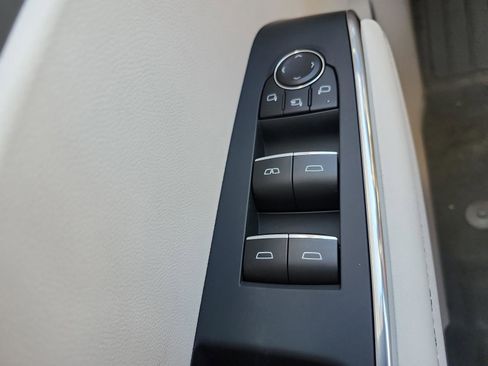 New 2026 GMC Acadia Denali w/ Super Cruise Package image 18