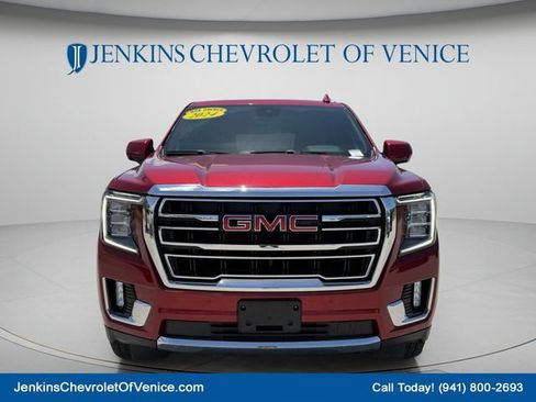 Used 2024 GMC Yukon XL SLT AWD/4WD image 10