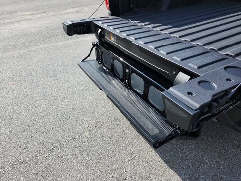 Certified 2025 GMC Sierra 1500 Denali w/ Denali Reserve Package image 13