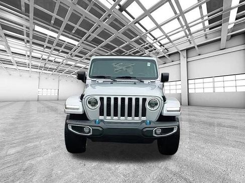 Used 2023 Jeep Wrangler Unlimited Sahara w/ Cold Weather Group image 9