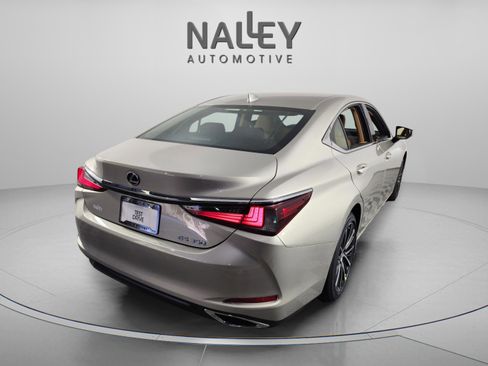 New 2025 Lexus ES 350 w/ Premium Package image 5