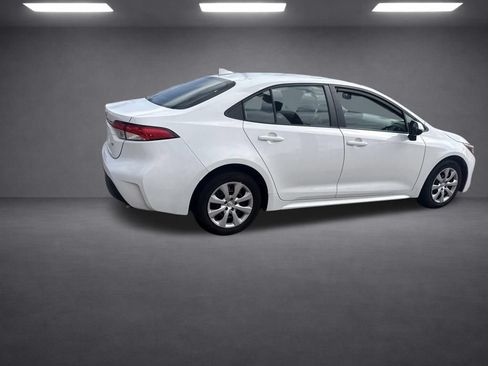Used 2024 Toyota Corolla LE FWD image 18
