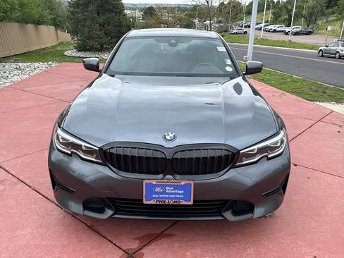 Used 2019 BMW 330i xDrive Sedan w/ Premium Package AWD/4WD image 2