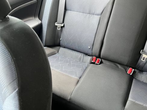 Used 2025 Nissan Versa SV FWD image 38