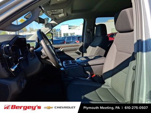 Certified 2025 Chevrolet Silverado 2500 LT w/ Convenience Package AWD/4WD image 16