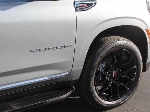 New 2026 GMC Yukon XL Elevation w/ LPO, Floor Liner Package image 14