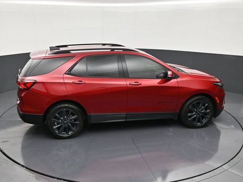 Used 2022 Chevrolet Equinox RS w/ RS Leather Package FWD image 17