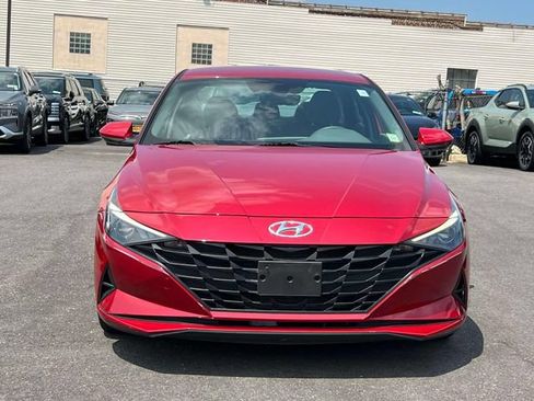 Certified 2023 Hyundai Elantra SEL FWD image 2