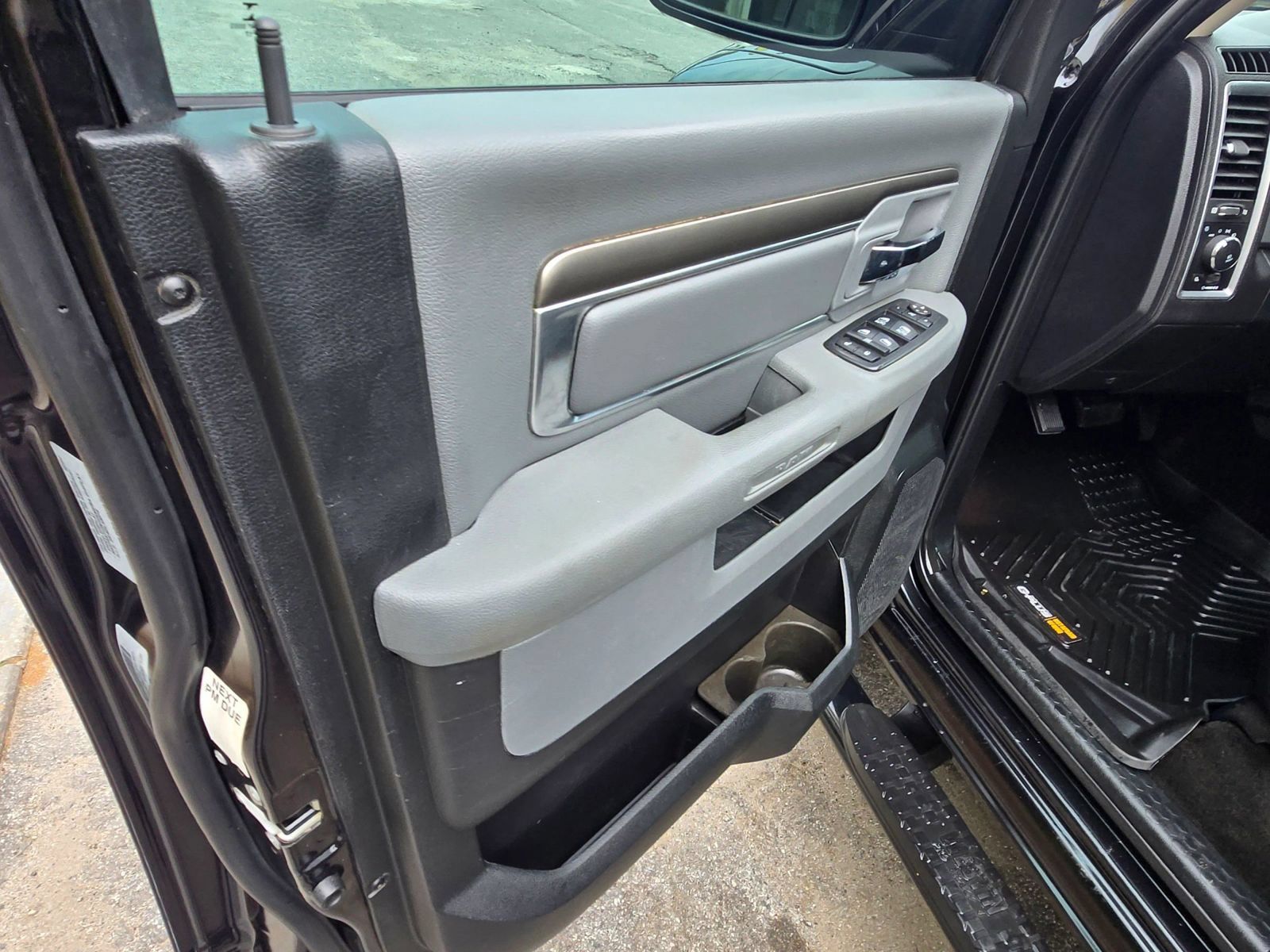 Used 2017 RAM 1500 Big Horn AWD/4WD image 8