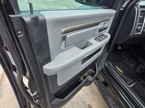 Used 2017 RAM 1500 Big Horn AWD/4WD image 8