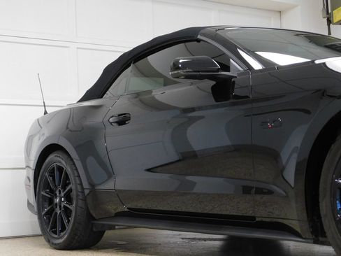 Used 2016 Ford Mustang GT Premium w/ Equipment Group 401A RWD image 19