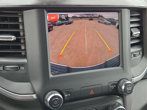 Used 2024 RAM 2500 Big Horn w/ Bed Utility Group image 28