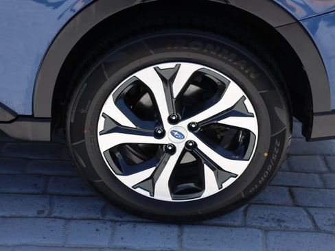 Certified 2022 Subaru Outback Touring XT AWD/4WD image 61