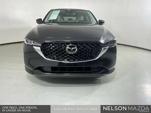 Used 2025 MAZDA CX-5 AWD 2.5 S w/ Preferred Package image 2