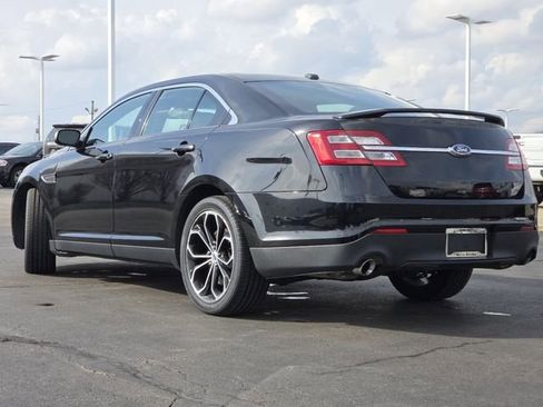 Used 2018 Ford Taurus SHO image 21