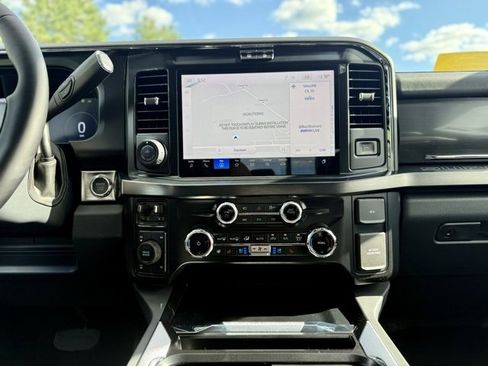 New 2025 Ford F350 Lariat w/ Lariat Ultimate Package image 21