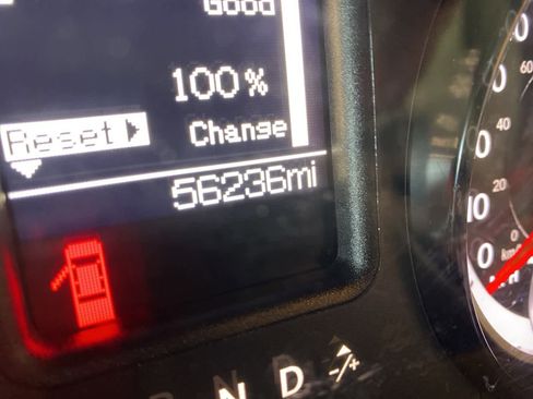 Used 2019 RAM 1500 Classic SLT image 28