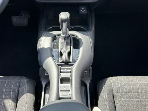 Used 2024 Honda HR-V LX image 16