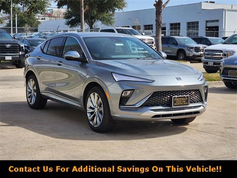 New 2026 Buick Envista Avenir image 2