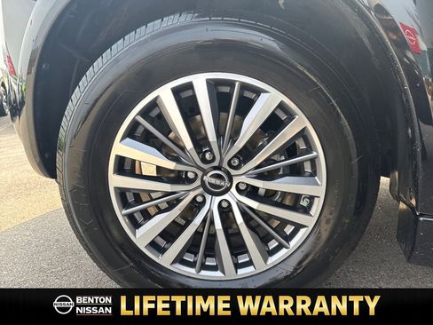 Certified 2022 Nissan Armada SL image 28