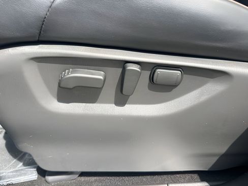 Used 2024 Nissan Armada Platinum w/ Captain's Chairs Package image 10