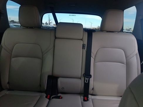 Used 2023 Nissan Pathfinder SL image 27