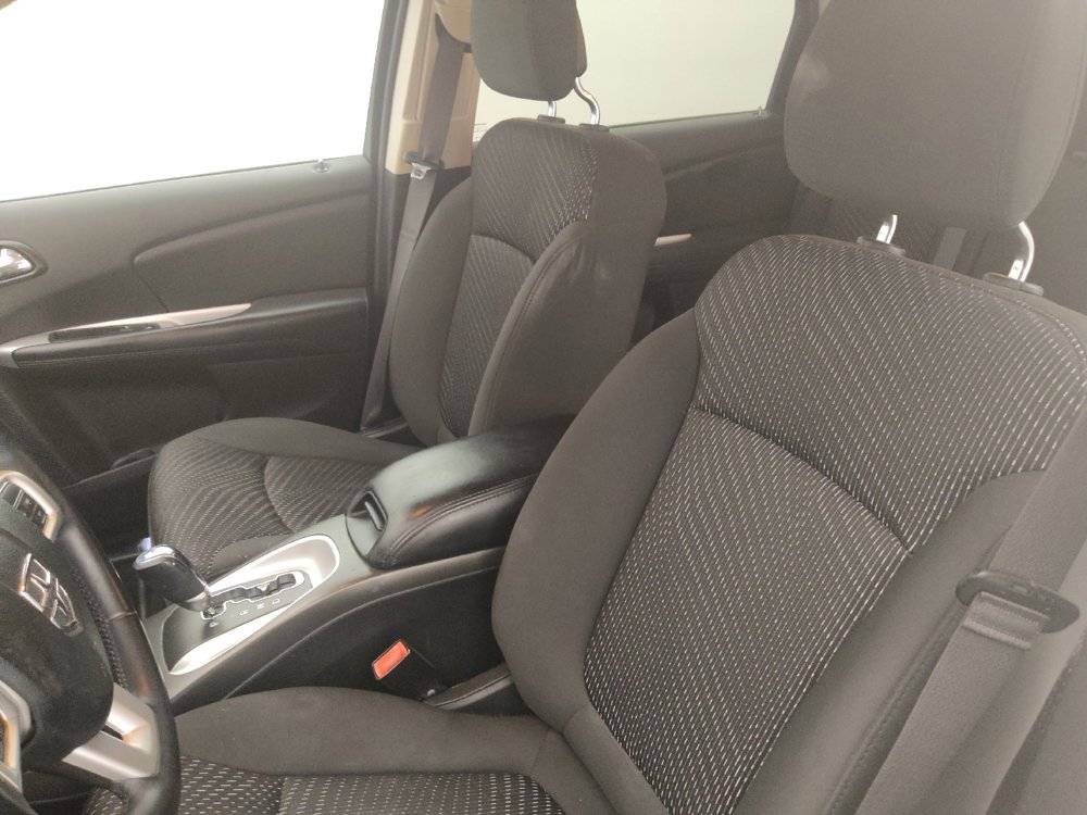 Used 2017 Dodge Journey SE w/ Flexible Seating Group FWD image 17